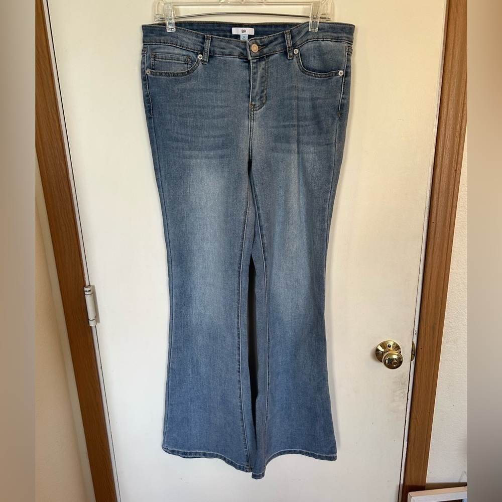 BP size 32 light wash flare denim jeans